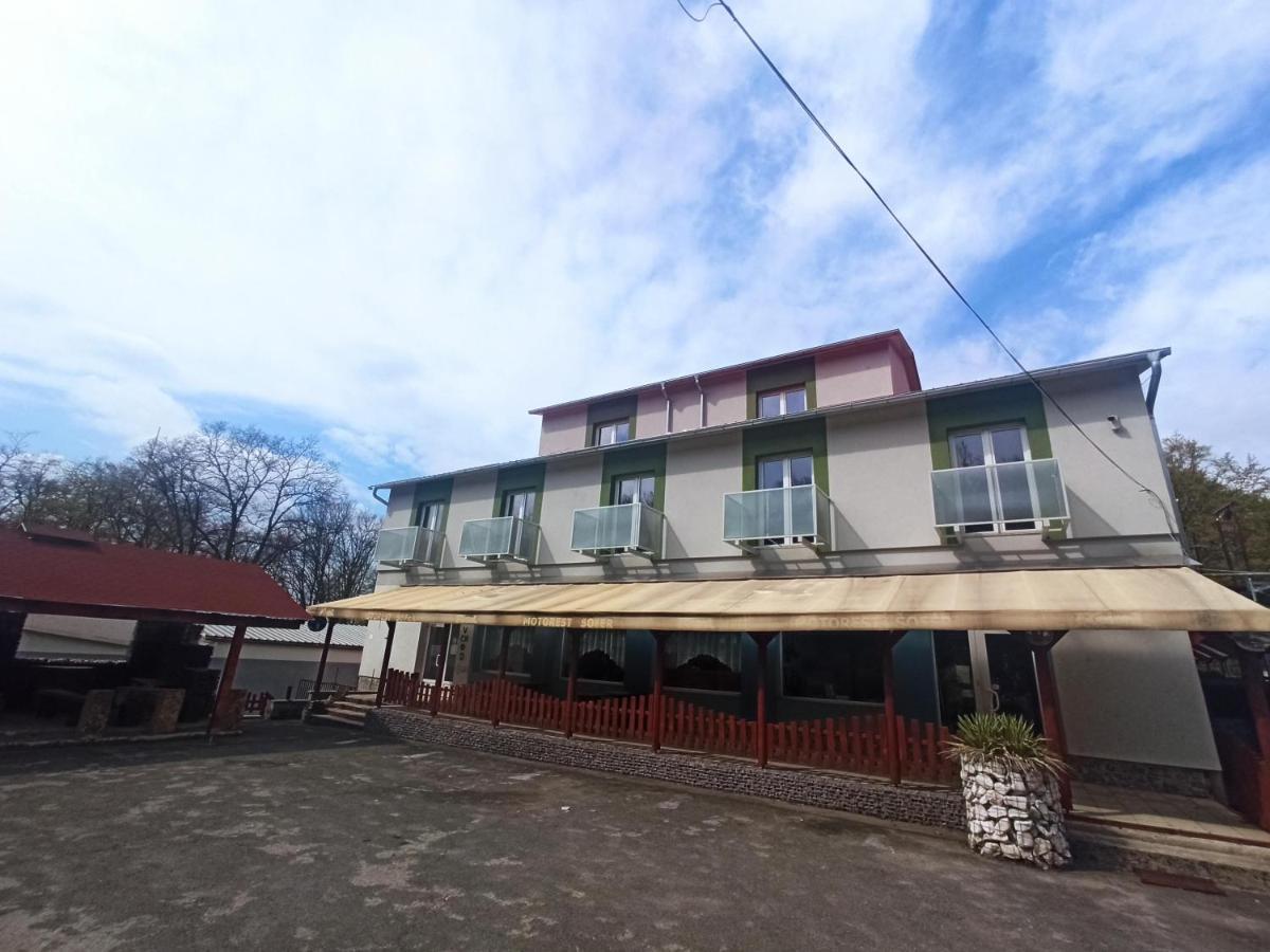 Motel Šofér Valkóc Kültér fotó