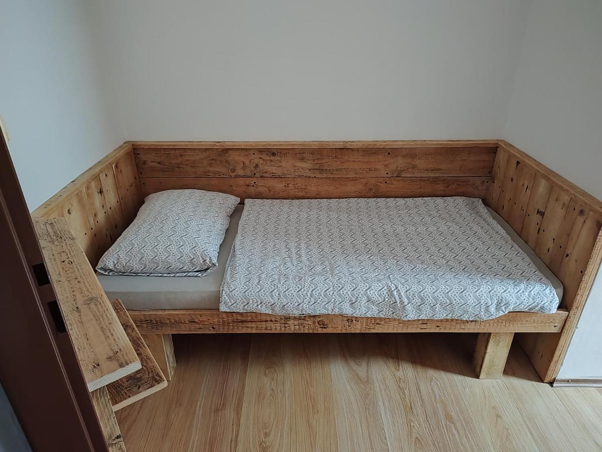 Motel Šofér Valkóc Kültér fotó